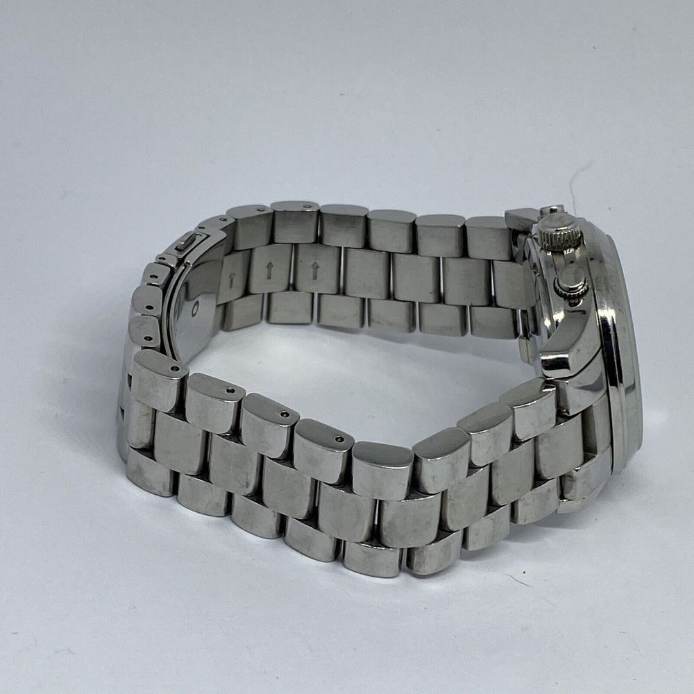 Michael Kors Runway MK5076 Women's Silver Stainless Steel Analog Dial Watch RQ44 - Picture 12 of 12